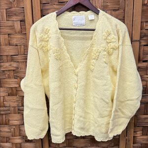 Vintage Reitmans Lifestyle Yellow Embroidered Women's Sweater Sz L